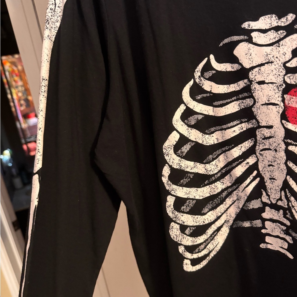 Torrid Black Skeleton Print Long Sleeve Top - Picture 4 of 7